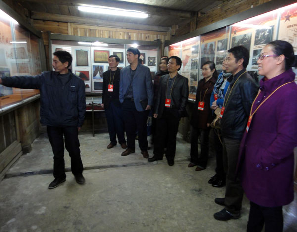 ���ڼӿ��ƽ����ع�ũҵ��ҵʾ������Ŀ����Ľ���