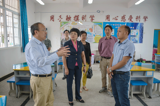 ��ƽ����Э�����ؿ�չ������У԰�ܱ߻��� �ٽ������꽡���ɳ���ר�����